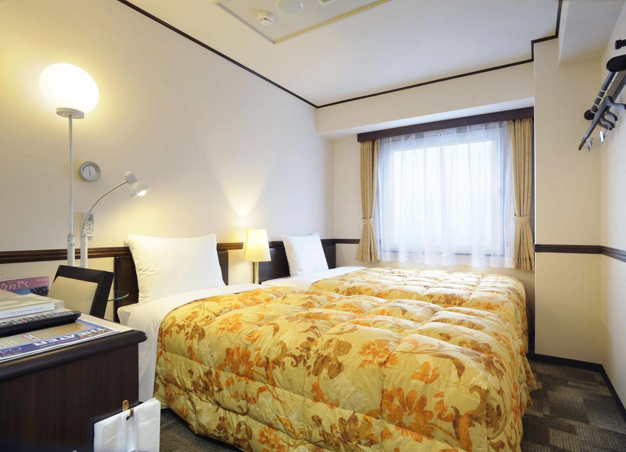 Toyoko Inn Okayama-Eki Nishiguchi Hiroba Εξωτερικό φωτογραφία