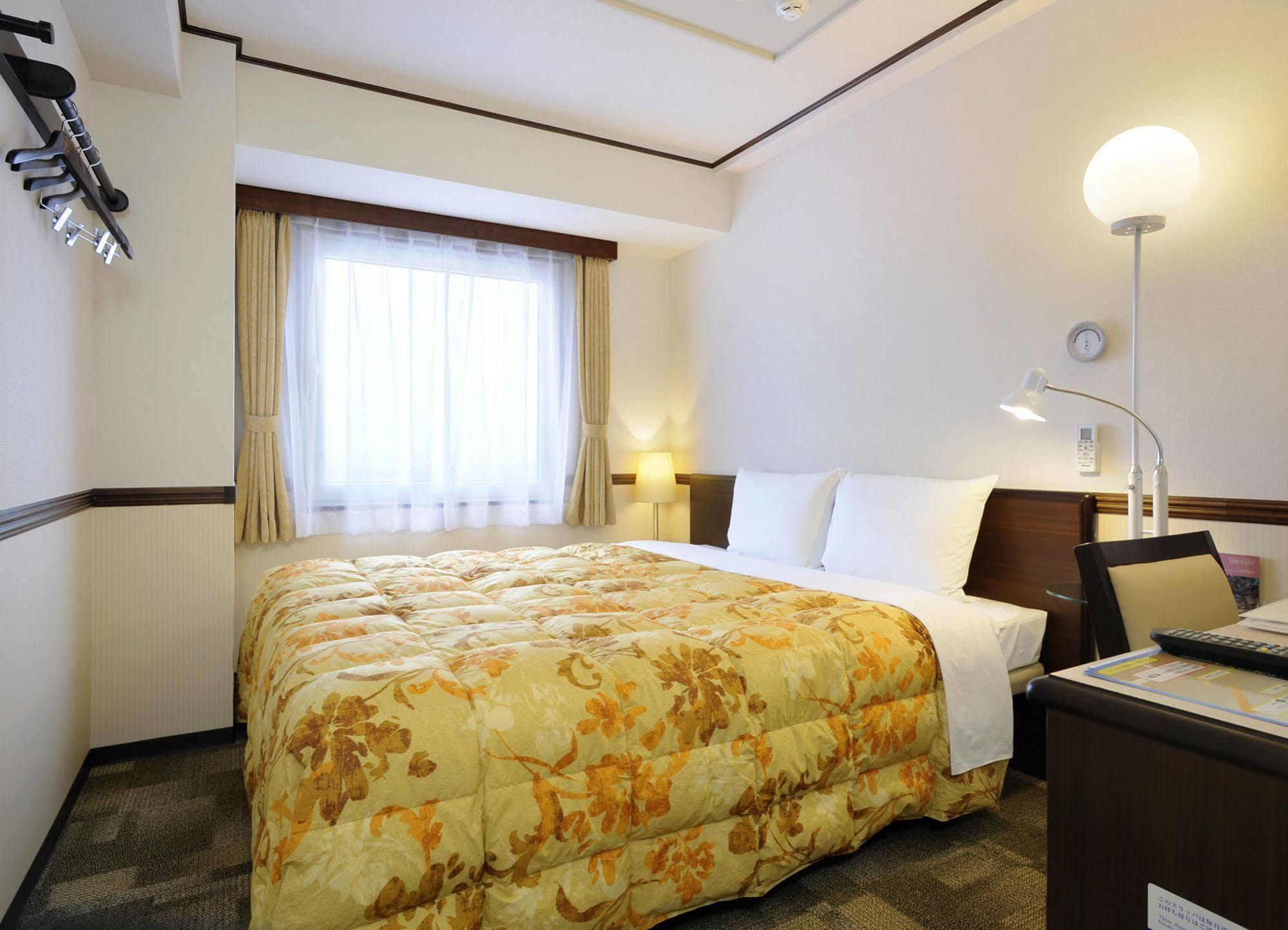 Toyoko Inn Okayama-Eki Nishiguchi Hiroba Εξωτερικό φωτογραφία