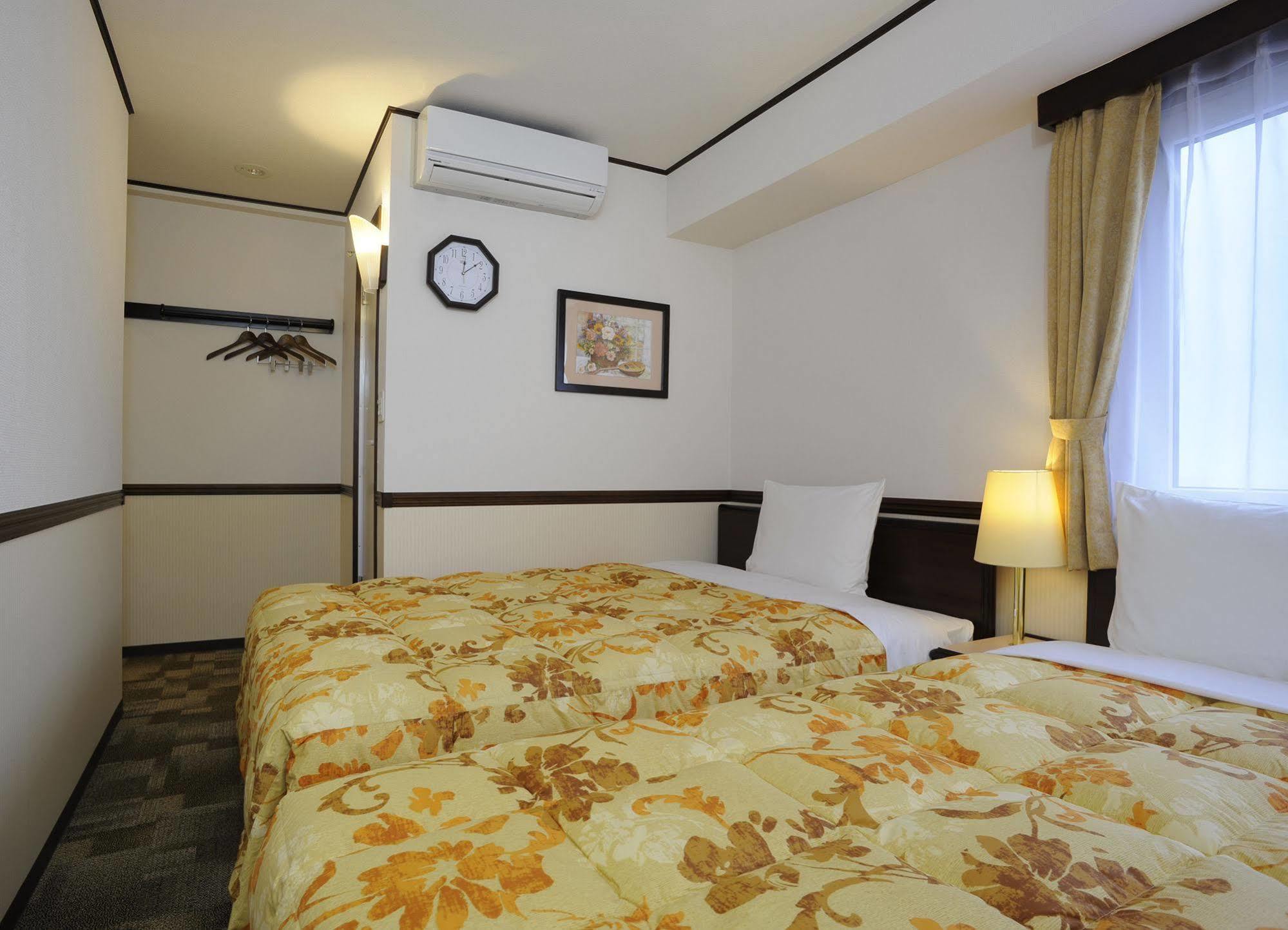 Toyoko Inn Okayama-Eki Nishiguchi Hiroba Εξωτερικό φωτογραφία