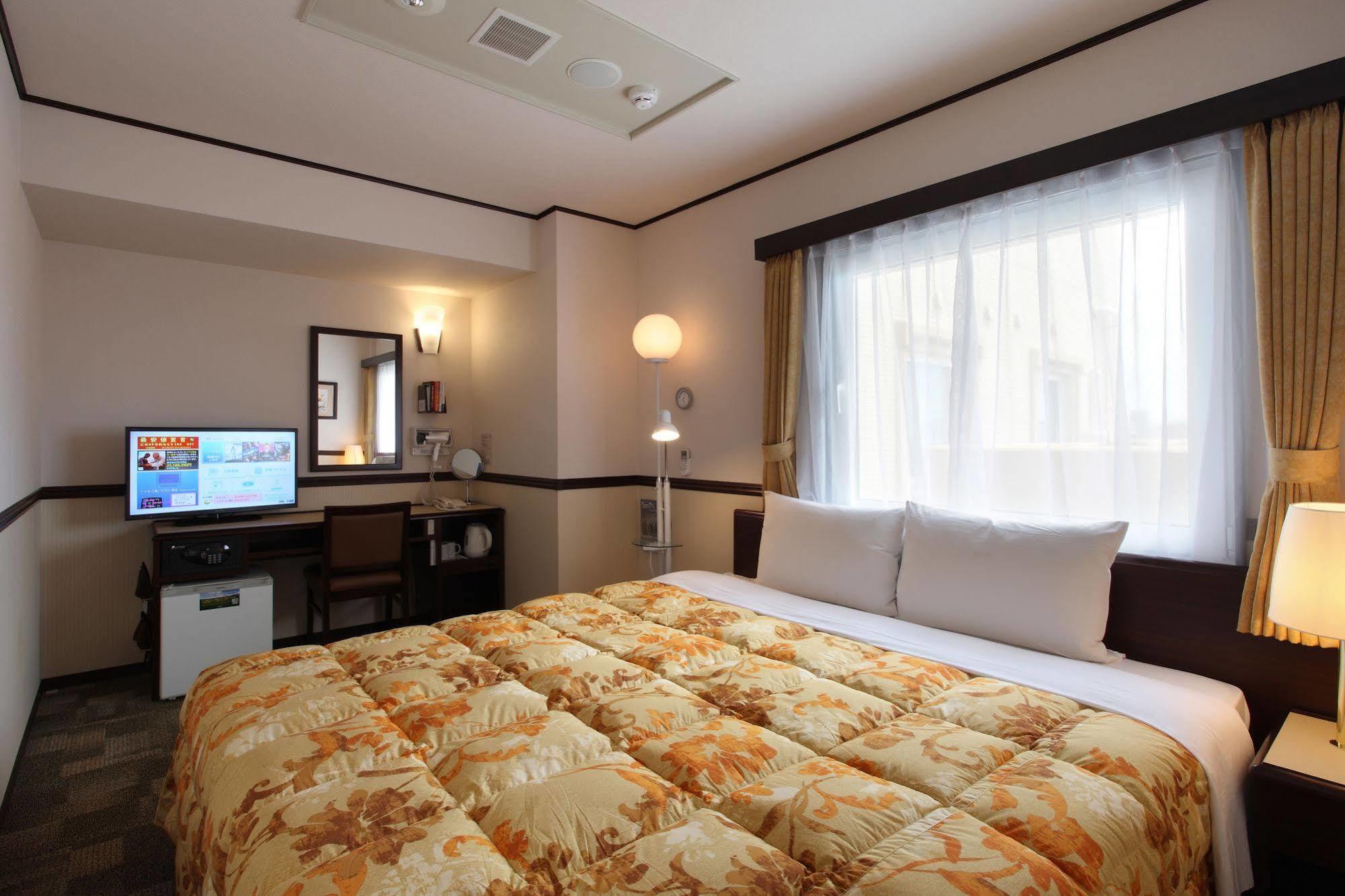 Toyoko Inn Okayama-Eki Nishiguchi Hiroba Εξωτερικό φωτογραφία